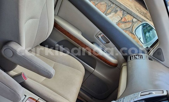 Gura Yakoze Toyota Harrier White Imodoka i Arua mu Uganda Gura Yakoze Toyota Harrier White Imodoka i Arua mu Uganda