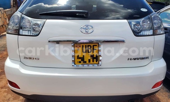 Gura Yakoze Toyota Harrier White Imodoka i Arua mu Uganda Gura Yakoze Toyota Harrier White Imodoka i Arua mu Uganda