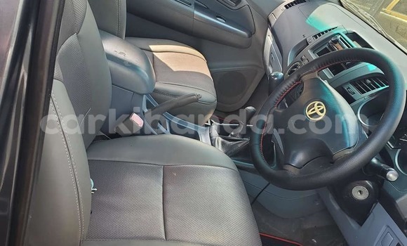 Gura Yakoze Toyota Hilux Other Imodoka i Bombo mu Central Gura Yakoze Toyota Hilux Other Imodoka i Bombo mu Central