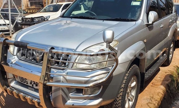 Gura Yakoze Toyota Prado Other Imodoka i Bombo mu Central Gura Yakoze Toyota Prado Other Imodoka i Bombo mu Central