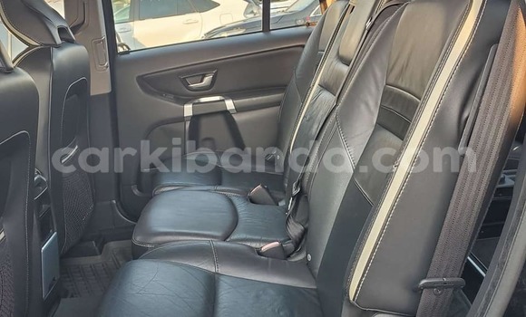 Acheter Occasion Voiture Volvo XC90 Noir à Bombo, Central Acheter Occasion Voiture Volvo XC90 Noir à Bombo, Central