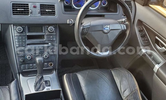 Acheter Occasion Voiture Volvo XC90 Noir à Bombo, Central Acheter Occasion Voiture Volvo XC90 Noir à Bombo, Central