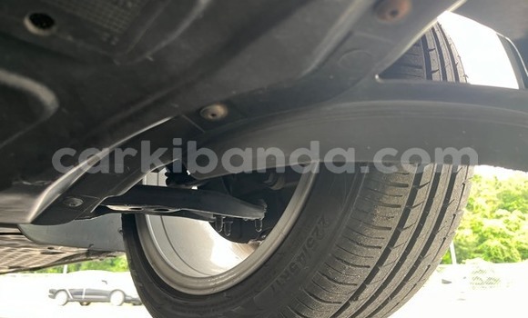 Buy Used Volkswagen Golf GTI White Car in Kampala in Uganda Buy Used Volkswagen Golf GTI White Car in Kampala in Uganda