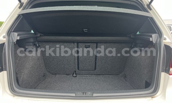 Buy Used Volkswagen Golf GTI White Car in Kampala in Uganda Buy Used Volkswagen Golf GTI White Car in Kampala in Uganda