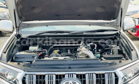 Buy Used Toyota Prado Silver Car in Kampala in Uganda Buy Used Toyota Prado Silver Car in Kampala in Uganda