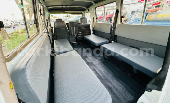 Buy Used Toyota Land Cruiser White Car in Kampala in Uganda Buy Used Toyota Land Cruiser White Car in Kampala in Uganda