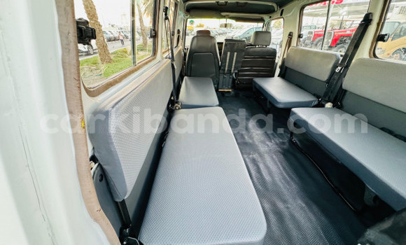 Buy Used Toyota Land Cruiser White Car in Kampala in Uganda Buy Used Toyota Land Cruiser White Car in Kampala in Uganda