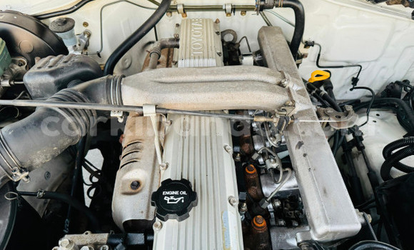 Buy Used Toyota Land Cruiser White Car in Kampala in Uganda Buy Used Toyota Land Cruiser White Car in Kampala in Uganda