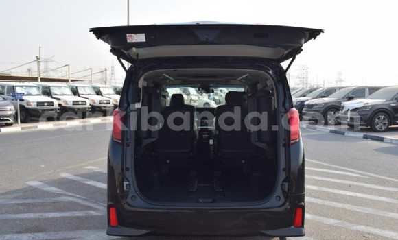 Buy Used Toyota Alphard Black Car in Kampala in Uganda Buy Used Toyota Alphard Black Car in Kampala in Uganda