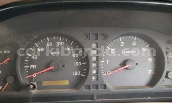 Gura Yakoze Toyota Land Cruiser White Imodoka i Bundibugyo mu Western Gura Yakoze Toyota Land Cruiser White Imodoka i Bundibugyo mu Western