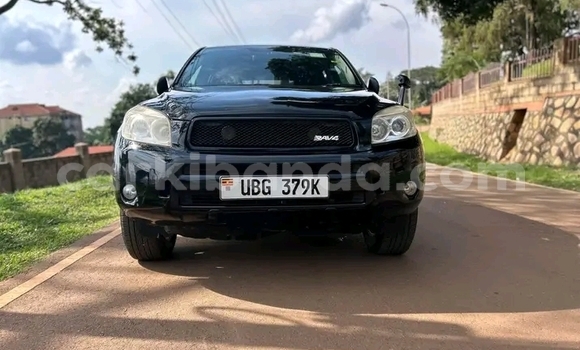 Gura Yakoze Toyota RAV4 Black Imodoka i Bundibugyo mu Western Gura Yakoze Toyota RAV4 Black Imodoka i Bundibugyo mu Western