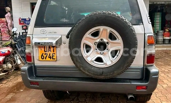 Acheter Occasion Voiture Toyota Prado Autre à Bundibugyo, Occidental Acheter Occasion Voiture Toyota Prado Autre à Bundibugyo, Occidental