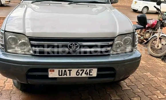 Acheter Occasion Voiture Toyota Prado Autre à Bundibugyo, Occidental Acheter Occasion Voiture Toyota Prado Autre à Bundibugyo, Occidental