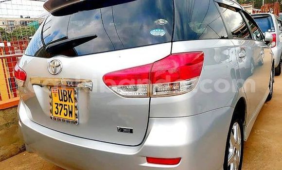 Gura Yakoze Toyota Wish Other Imodoka i Kampala mu Uganda Gura Yakoze Toyota Wish Other Imodoka i Kampala mu Uganda