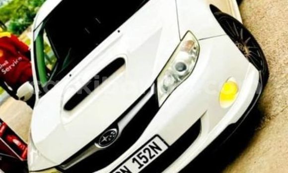 Buy Used Toyota Ipsum White Car in Kampala in Uganda