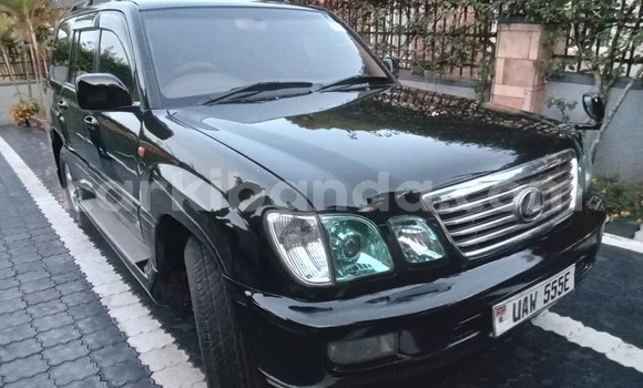 Buy Used Toyota Land Cruiser Black Car in Kampala in Uganda