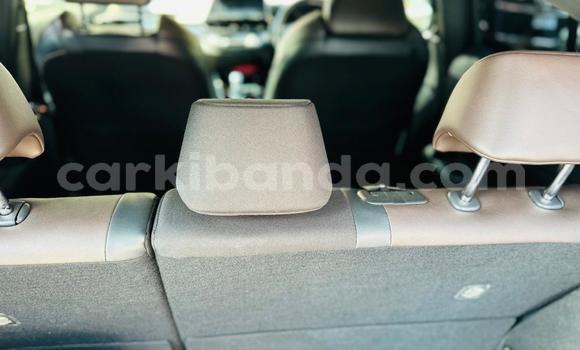 Nunua Ilio tumika Toyota C-HR Nyingine Gari ndani ya Kampala nchini Uganda Nunua Ilio tumika Toyota C-HR Nyingine Gari ndani ya Kampala nchini Uganda