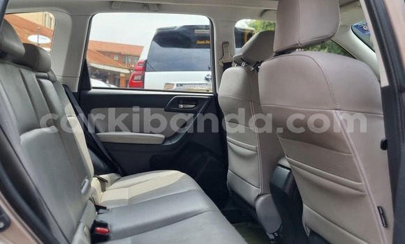 Nunua Ilio tumika Subaru Forester Nyingine Gari ndani ya Kampala nchini Uganda Nunua Ilio tumika Subaru Forester Nyingine Gari ndani ya Kampala nchini Uganda