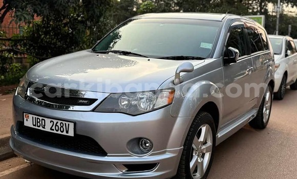 Gura Yakoze Mitsubishi Outlander Other Imodoka i Kampala mu Uganda