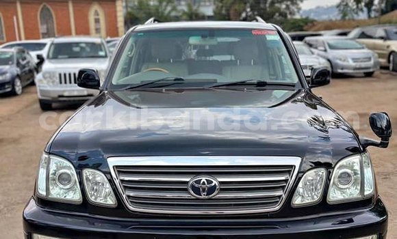Nunua Ilio tumika Toyota Land Cruiser Nyeusi Gari ndani ya Kalangala nchini Kati