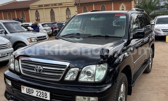 Buy Used Toyota Land Cruiser Black Car in Kalangala in Central Buy Used Toyota Land Cruiser Black Car in Kalangala in Central