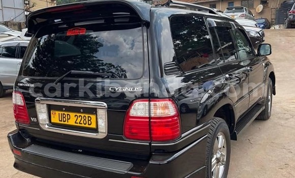 Buy Used Toyota Land Cruiser Black Car in Kalangala in Central Buy Used Toyota Land Cruiser Black Car in Kalangala in Central