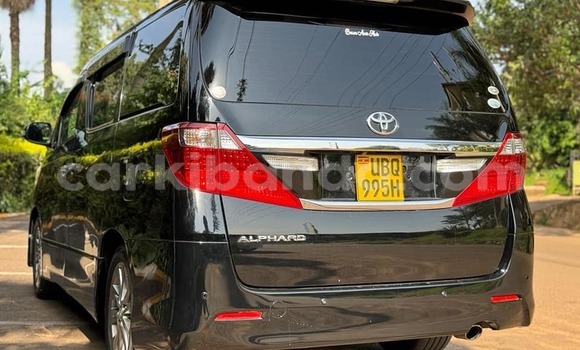 Buy Used Toyota Alphard Black Car in Bombo in Central Buy Used Toyota Alphard Black Car in Bombo in Central