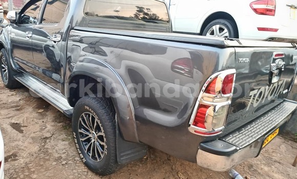 Nunua Ilio tumika Toyota Hilux Nyingine Gari ndani ya Arua nchini Uganda Nunua Ilio tumika Toyota Hilux Nyingine Gari ndani ya Arua nchini Uganda