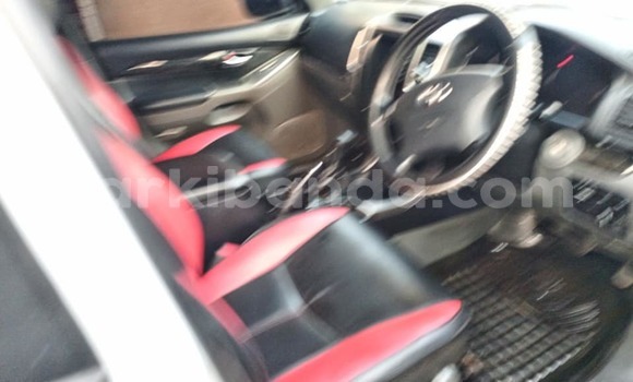 Nunua Ilio tumika Toyota Land Cruiser Nyingine Gari ndani ya Bugiri nchini Mashariki Nunua Ilio tumika Toyota Land Cruiser Nyingine Gari ndani ya Bugiri nchini Mashariki