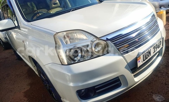 Nunua Ilio tumika Nissan X鈥揟rail Nyeupe Gari ndani ya Bombo nchini Kati Nunua Ilio tumika Nissan X鈥揟rail Nyeupe Gari ndani ya Bombo nchini Kati