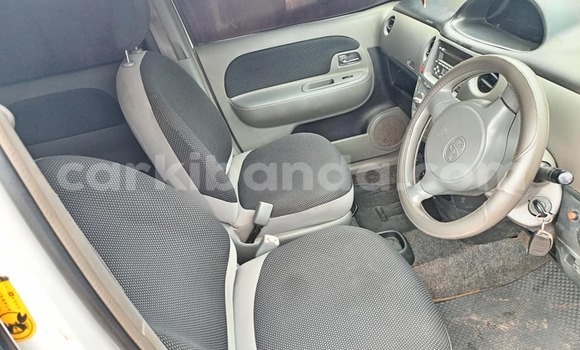 Nunua Ilio tumika Toyota Sienta Nyeupe Gari ndani ya Bugembe nchini Mashariki Nunua Ilio tumika Toyota Sienta Nyeupe Gari ndani ya Bugembe nchini Mashariki