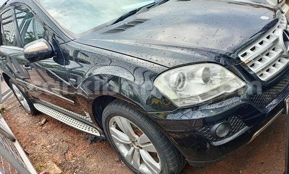 Buy Used Mercedes‒Benz 190 Black Car in Bugiri in Eastern
