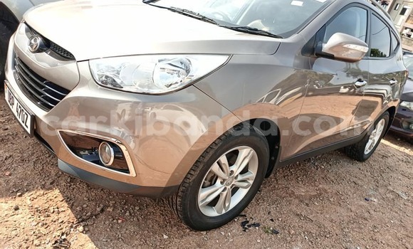 Nunua Ilio tumika Hyundai Tucson Nyingine Gari ndani ya Kampala nchini Uganda