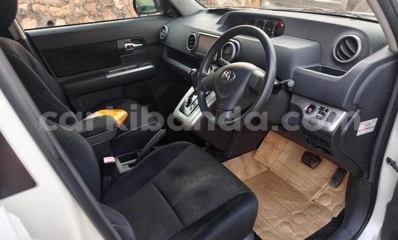 Nunua Ilio tumika Toyota Corolla Rumion Nyeupe Gari ndani ya Arua nchini Uganda Nunua Ilio tumika Toyota Corolla Rumion Nyeupe Gari ndani ya Arua nchini Uganda