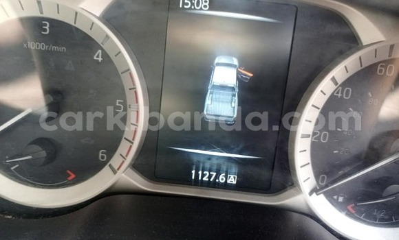 Nunua Ilio tumika Nissan Navara Nyeusi Gari ndani ya Bugiri nchini Mashariki Nunua Ilio tumika Nissan Navara Nyeusi Gari ndani ya Bugiri nchini Mashariki