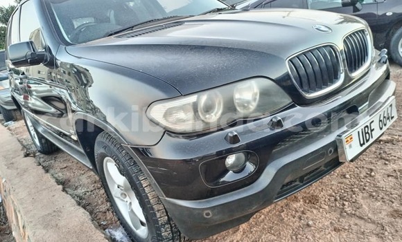 Nunua Ilio tumika BMW X5 Nyeusi Gari ndani ya Amudat nchini Kaskazini