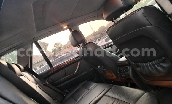 Nunua Ilio tumika BMW X5 Nyeusi Gari ndani ya Amudat nchini Kaskazini Nunua Ilio tumika BMW X5 Nyeusi Gari ndani ya Amudat nchini Kaskazini