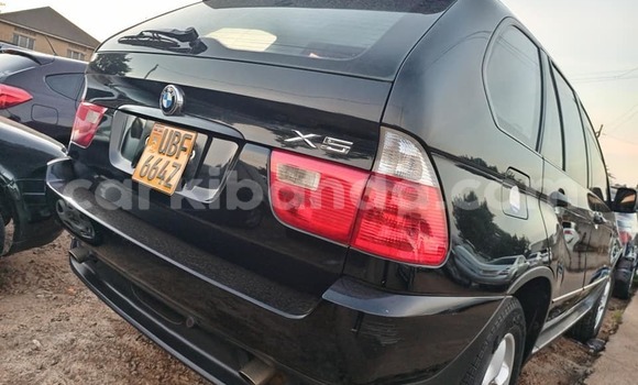 Nunua Ilio tumika BMW X5 Nyeusi Gari ndani ya Amudat nchini Kaskazini Nunua Ilio tumika BMW X5 Nyeusi Gari ndani ya Amudat nchini Kaskazini