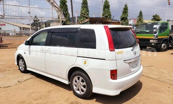 Buy Used Toyota ISis Other Car in Bugembe in Eastern Buy Used Toyota ISis Other Car in Bugembe in Eastern