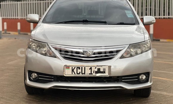 Nunua Ilio tumika Toyota Allion Nyingine Gari ndani ya Bombo nchini Kati