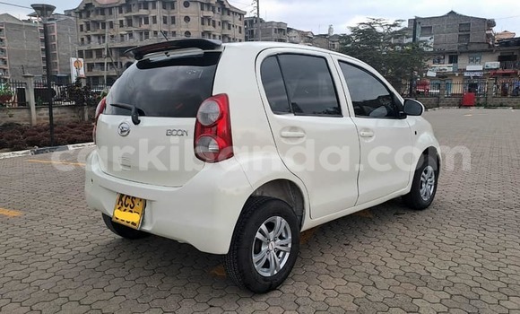 Buy Used Toyota Passo White Car in Bombo in Central Buy Used Toyota Passo White Car in Bombo in Central