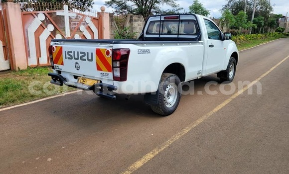 Acheter Occasion Voiture Isuzu D–MAX Blanc à Arua, Ouganda Acheter Occasion Voiture Isuzu D–MAX Blanc à Arua, Ouganda