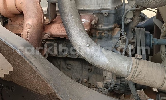 Buy Used Mitsubishi Van White Truck in Bugiri in Eastern Buy Used Mitsubishi Van White Truck in Bugiri in Eastern