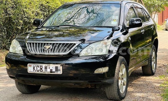 Buy Used Toyota Harrier Black Car in Bombo in Central Buy Used Toyota Harrier Black Car in Bombo in Central
