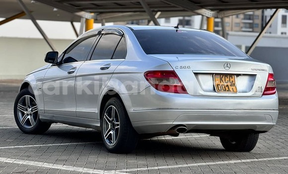 Buy Used Mercedes‒Benz C–Class Other Car in Bombo in Central Buy Used Mercedes‒Benz C–Class Other Car in Bombo in Central