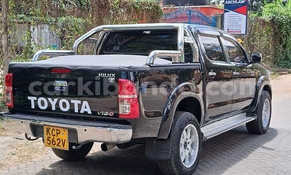 Buy Used Toyota Hilux Black Car in Bugembe in Eastern Buy Used Toyota Hilux Black Car in Bugembe in Eastern