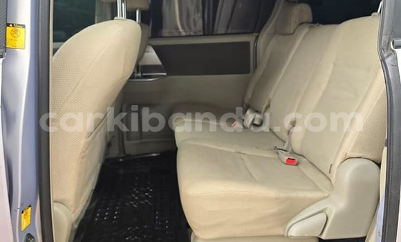 Acheter Occasion Voiture Toyota Noah Autre à Bugiri, Est Acheter Occasion Voiture Toyota Noah Autre à Bugiri, Est
