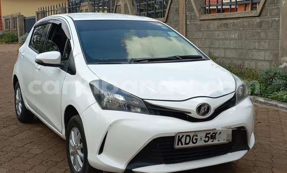 Buy Used Toyota Vitz White Car in Arua in Uganda