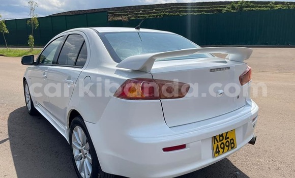 Acheter Occasion Voiture Mitsubishi Galant Blanc à Bugembe, Est Acheter Occasion Voiture Mitsubishi Galant Blanc à Bugembe, Est