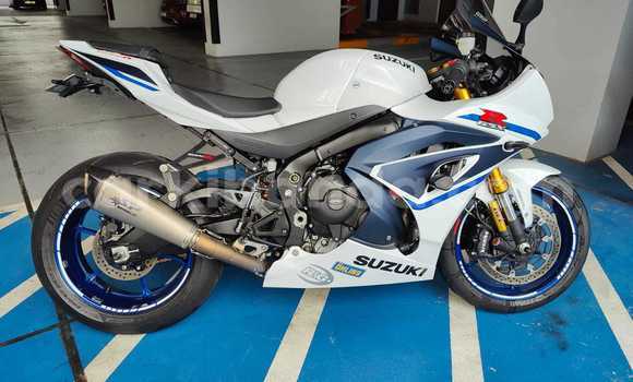 Buy Used Suzuki GSX–R White Bike in Kampala in Uganda
